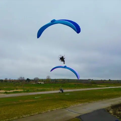 APCO F5 Paramotor – Bild 13 von 32