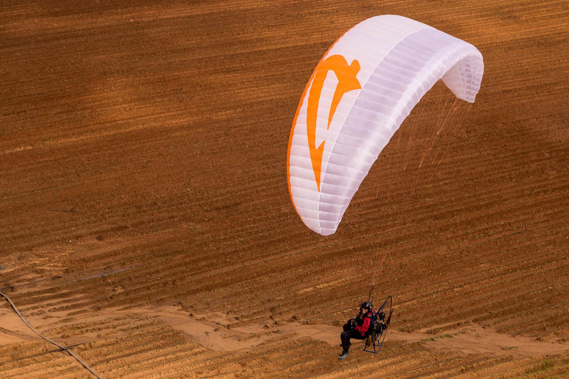 APCO Hybrid Paramotor – Bild 6 von 6
