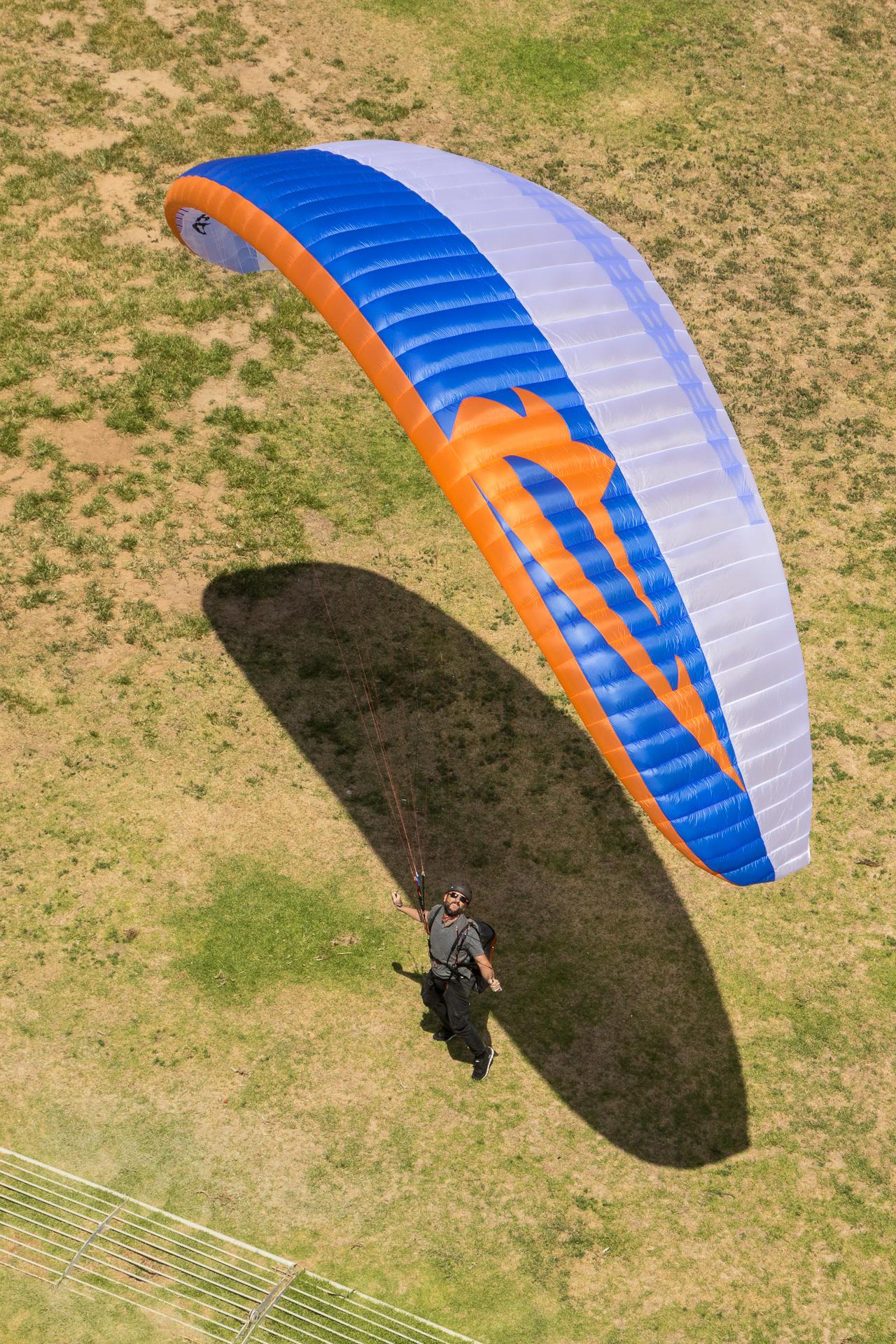 APCO Hybrid EN-B Hike-and-Fly-Gleitschirm – Bild 3 von 6